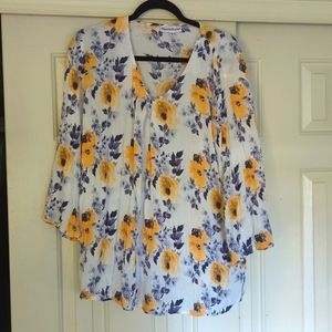 North Style Blouse - Large- very pretty